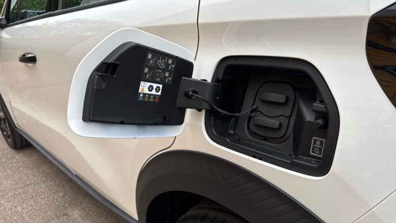 Citroen C3 83kW Plus 44kWh 5dr Auto Electric Hatchback